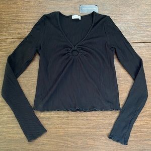South Moon Under Black Ribbed Long Sleeve V-Neck Top with Front Ring